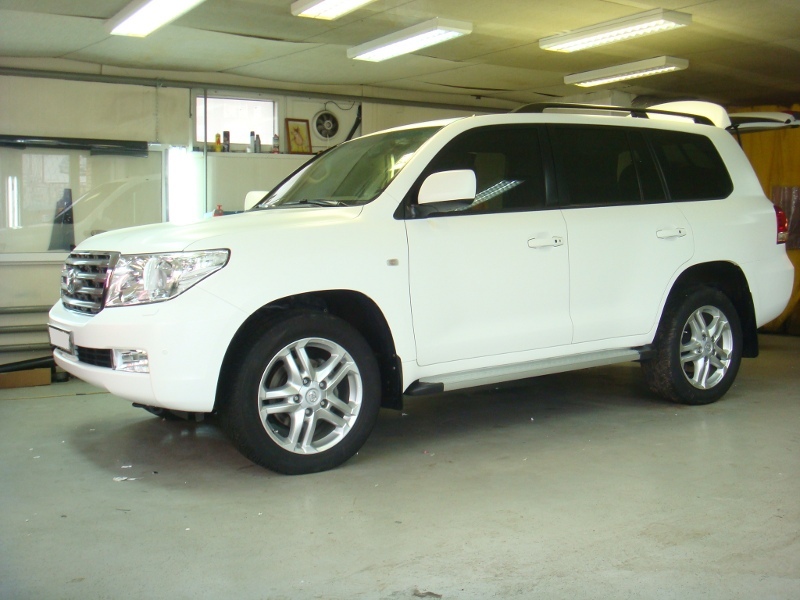 toyota в салоне фото